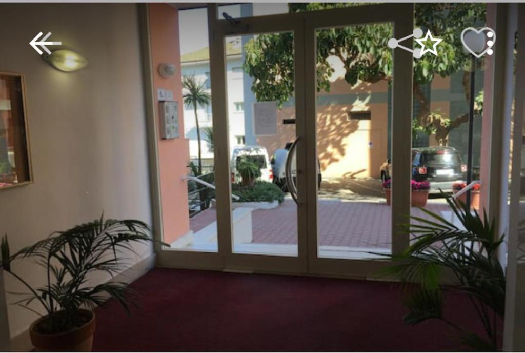 Petit Avec Classe Sanremo Exteriér fotografie